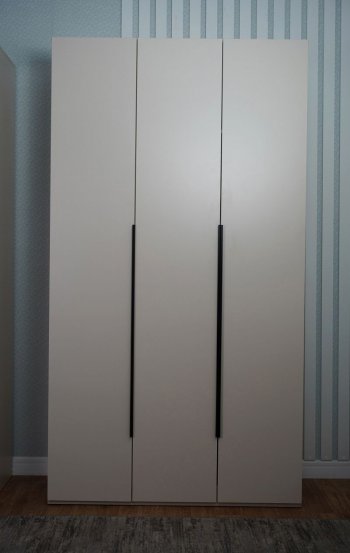 Шкаф 1200 мм Пальма, Сатин (ДСВ) в Кировграде - kirovgrad.mebel-e96.ru