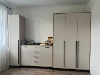 Шкаф 1360 3С2Я с ящиками Ева Сатин (Памир) в Кировграде - kirovgrad.mebel-e96.ru