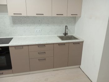 Кухонный гарнитур высокий Латте 3000 мм, Стол. 26 мм в Кировграде - kirovgrad.mebel-e96.ru